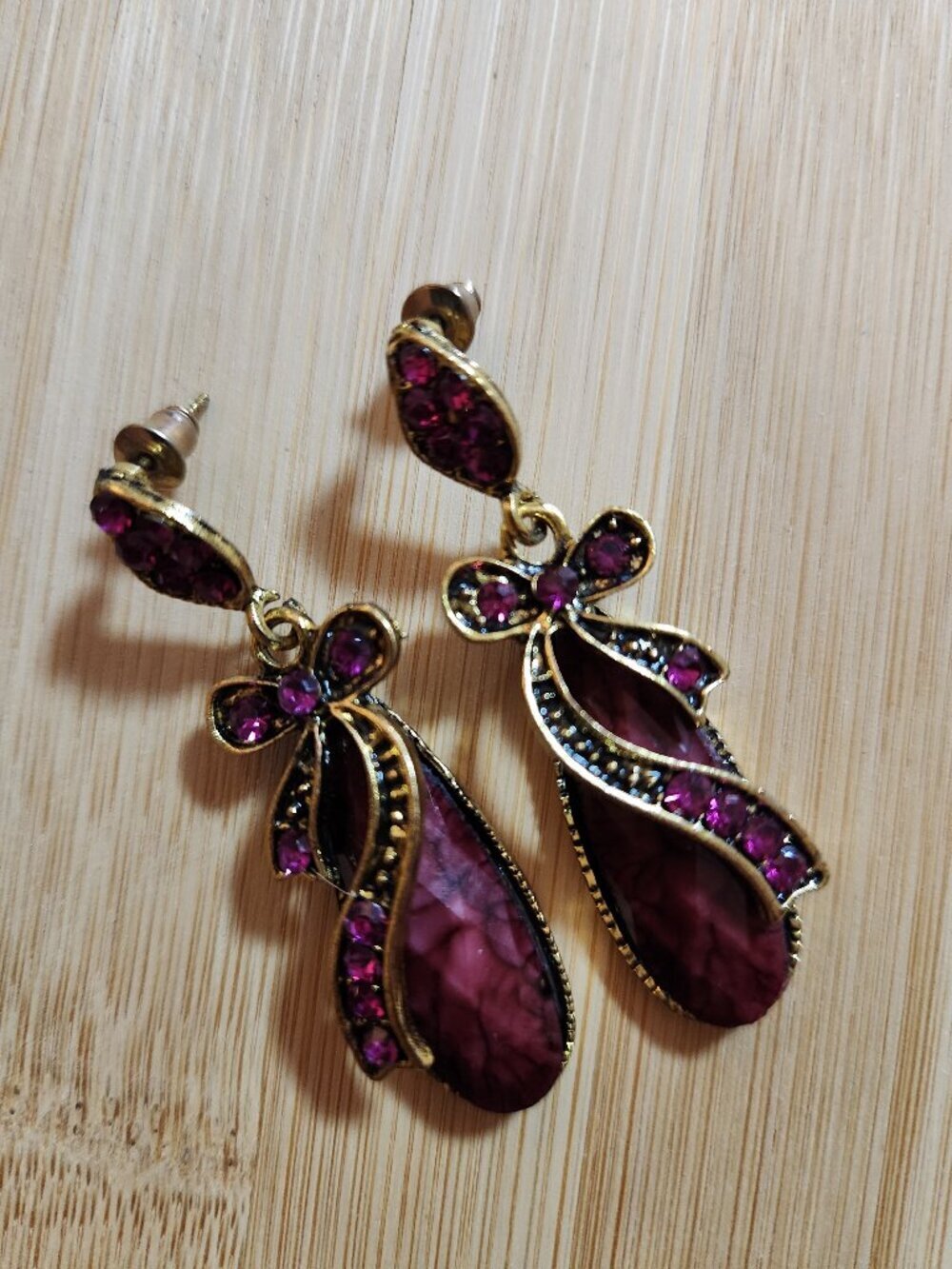 Post Pierced Drop Earrings Magenta Stone/Glass Rhinestones